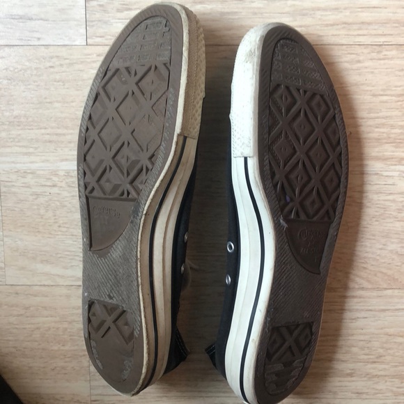 Converse - Picture 2 of 2